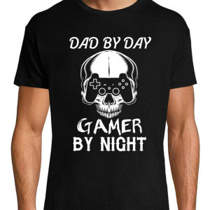 Чоловіча футболка Dad by dad. Gamer by night