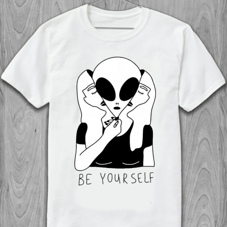 Футболка Be yourself из хлопка