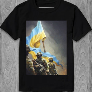 Футболка Защитники Украины с флагом и оружием Футболка Защитники Украины с флагом и оружием