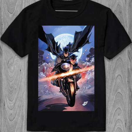 Мужская футболка Персонажи из комикса Бэтмен и Женщина-кошка Batman & Catwoman bike ride из хлопка