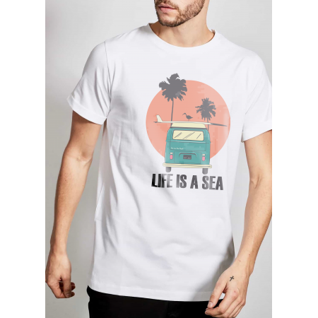 Футболка Life is a sea хлопковая