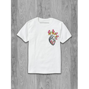 Футболка Heart and roses Футболка Heart and roses