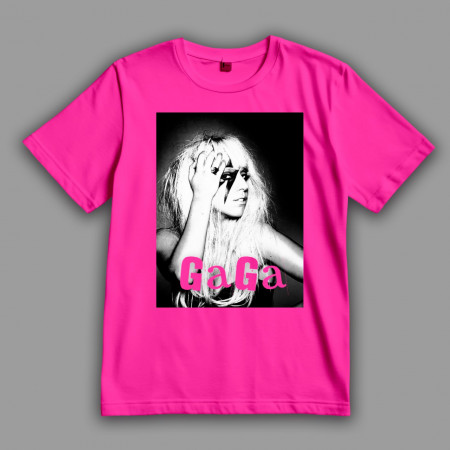 Футболка Lady Gaga Пристрасна та прекрасна на фотосесії до альбому "The Fame"