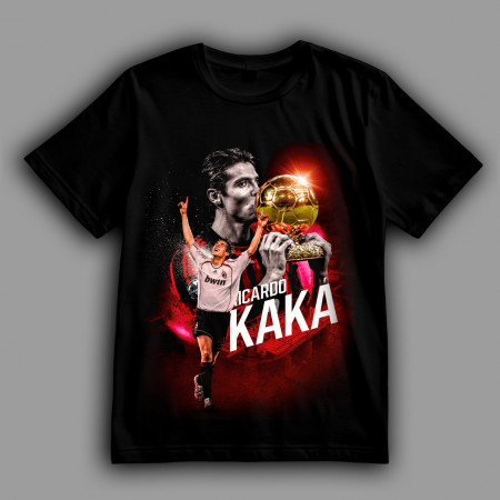 Футболка Кака - последний, кто выиграл «Золотой мяч» до начала эпохи Месси и Роналду