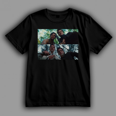 Футболка "Безславні виродки". Це цілком тягне на шедевр!