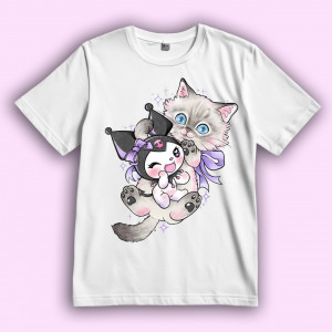 Футболка Куроми (Kuromi) в игре с котёнком