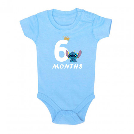 Детское боди для мальчика со Стичем и надписью шесть месяцев
